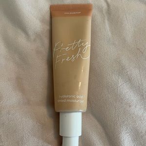 Color pop pretty fresh foundation